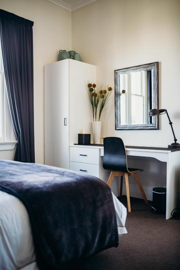 Majestic Mansions - Apartments At St Clair Dunedin Bagian luar foto