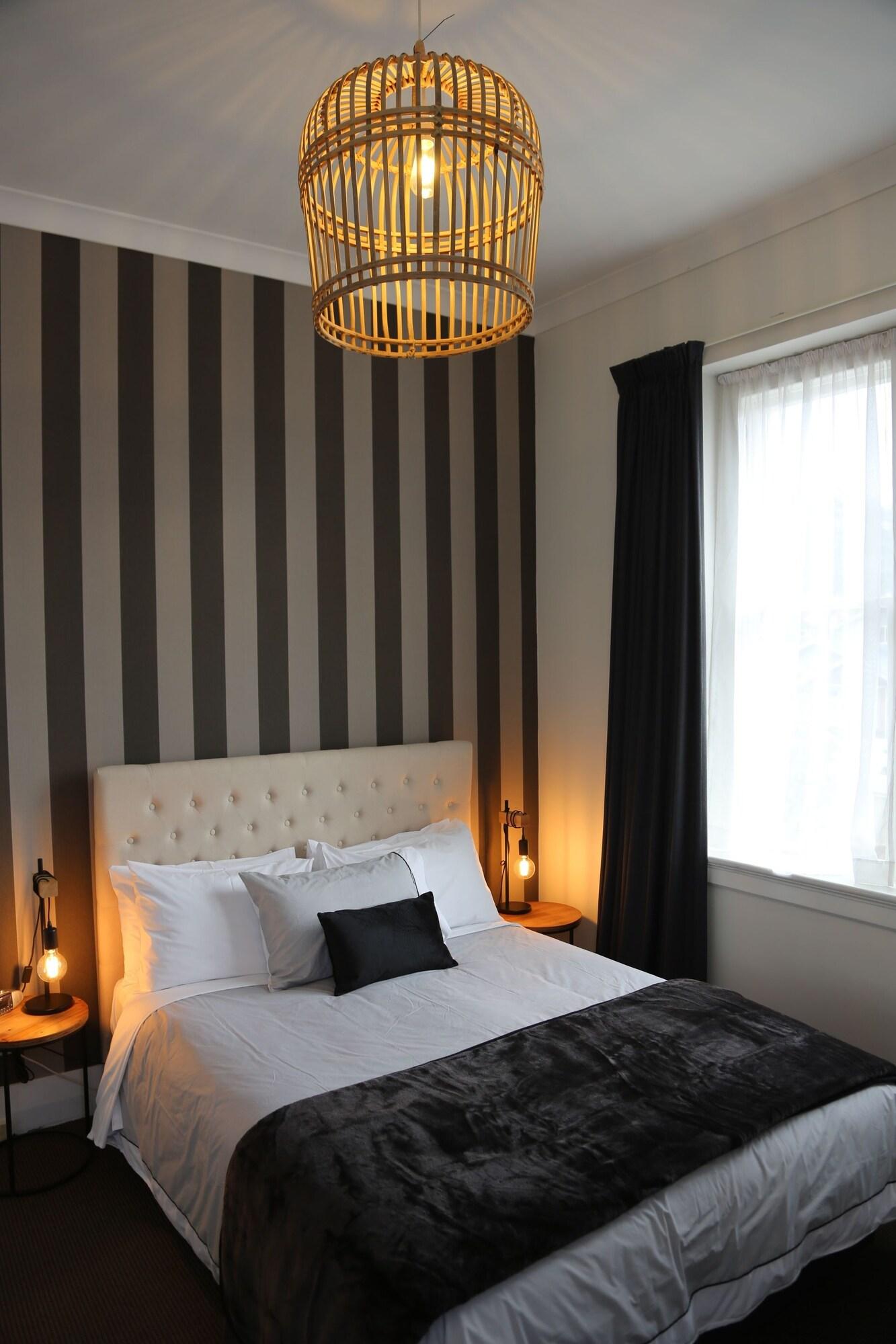 Majestic Mansions - Apartments At St Clair Dunedin Bagian luar foto