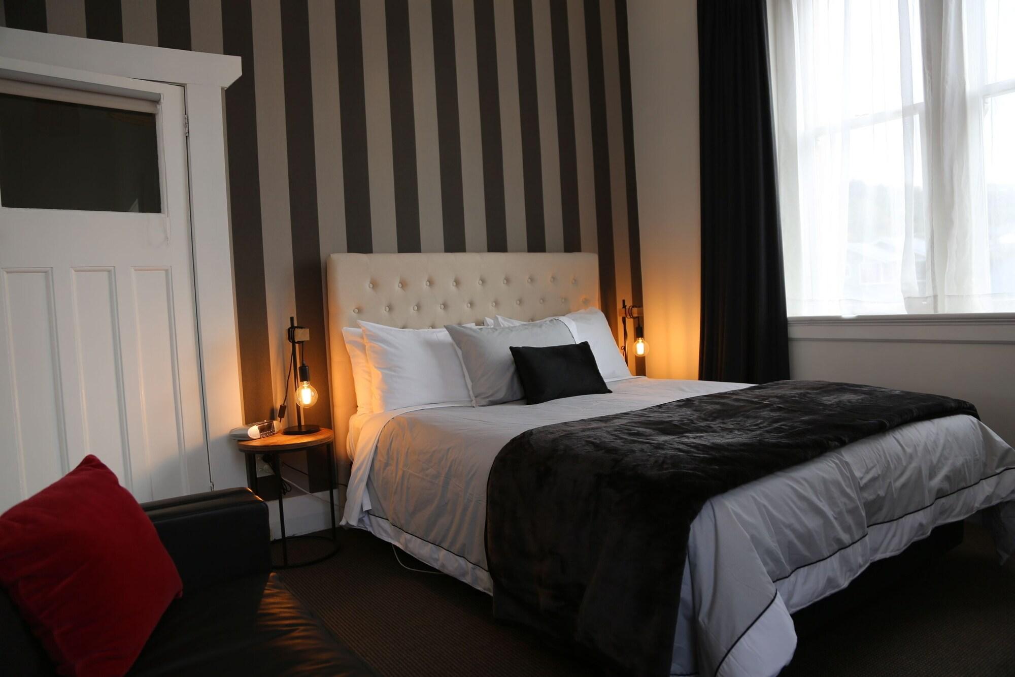 Majestic Mansions - Apartments At St Clair Dunedin Bagian luar foto
