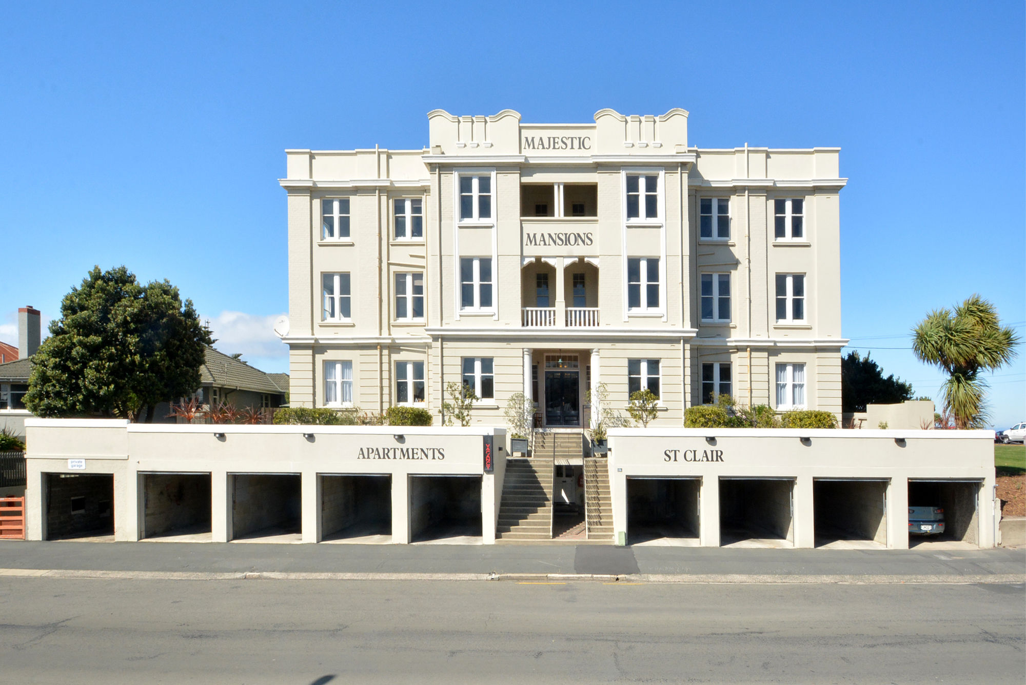Majestic Mansions - Apartments At St Clair Dunedin Bagian luar foto