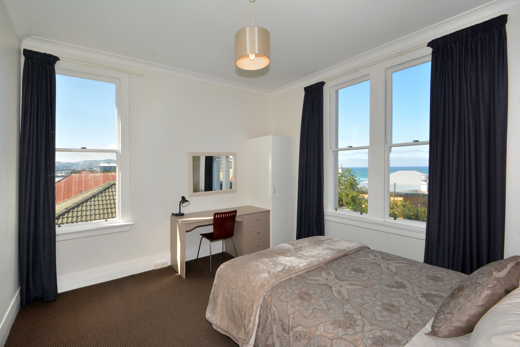 Majestic Mansions - Apartments At St Clair Dunedin Bagian luar foto