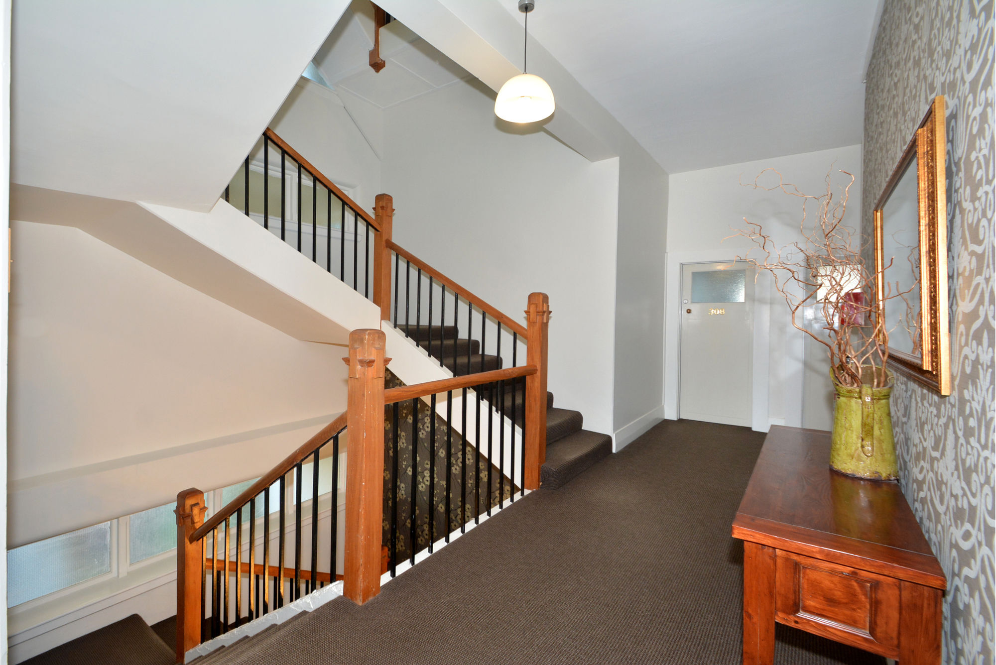 Majestic Mansions - Apartments At St Clair Dunedin Bagian luar foto