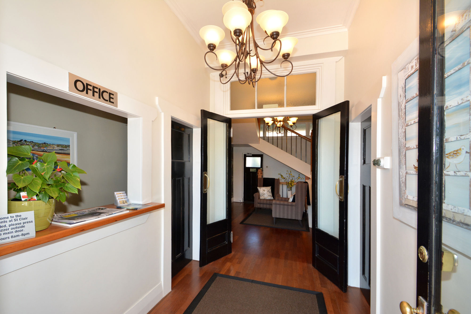 Majestic Mansions - Apartments At St Clair Dunedin Bagian luar foto
